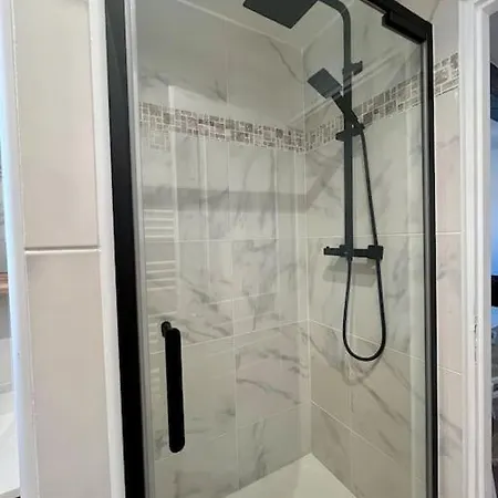 T2 Renove A 15 Min De Lyon Apartment
